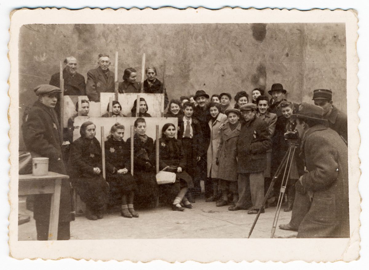 Хроника жизни Лодзинского гетто в фотографиях Генрика Росса  4