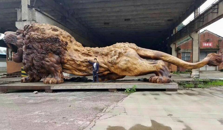 Восточный лев – крупнейшая деревянная скульптура в мире, которую 20 человек вырезали 3 года   3