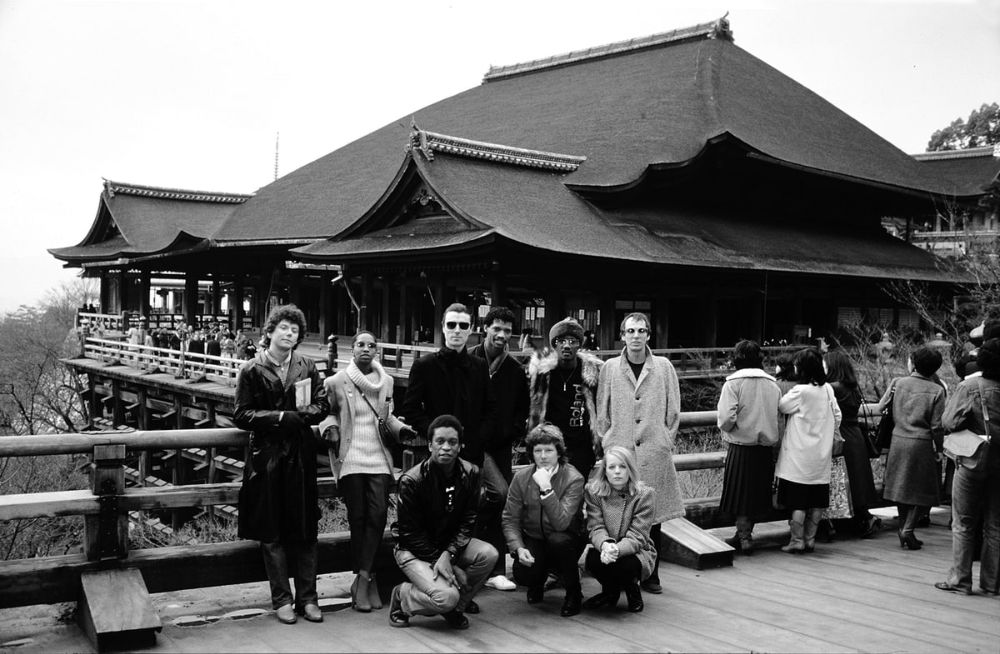 Как «Led Zeppelin», «Queen», Дэвид Боуи и другие рок-звёзды ездили по Японии в 1970-80-х годах 6