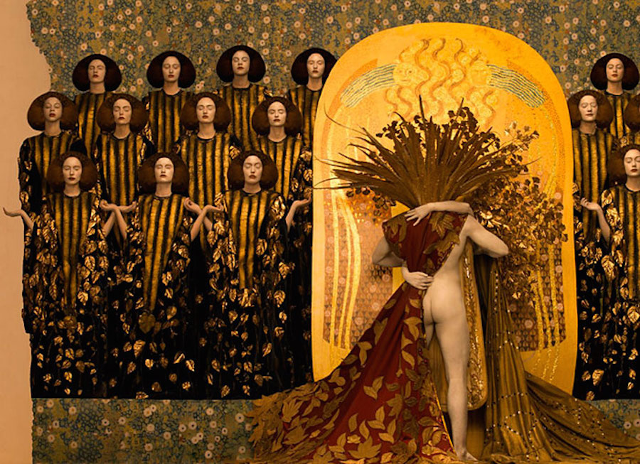 Фотограф Инге Прадер воссоздала золотые картины Густава Климта 4