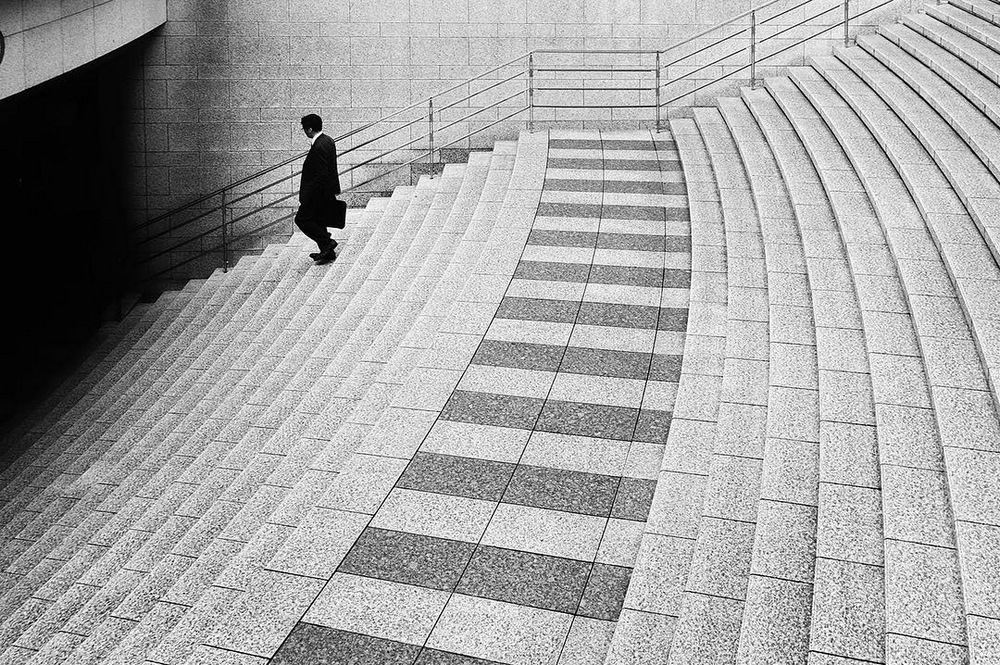 «Тихий Токио»: одиночество мегаполиса в фотографиях Хирохару Мацумото 19