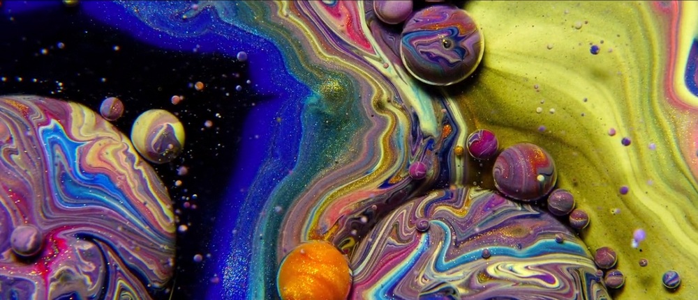«Врата галактики»: галлюциногенное видео, созданное с помощью красок, масла и жидкого мыла 8