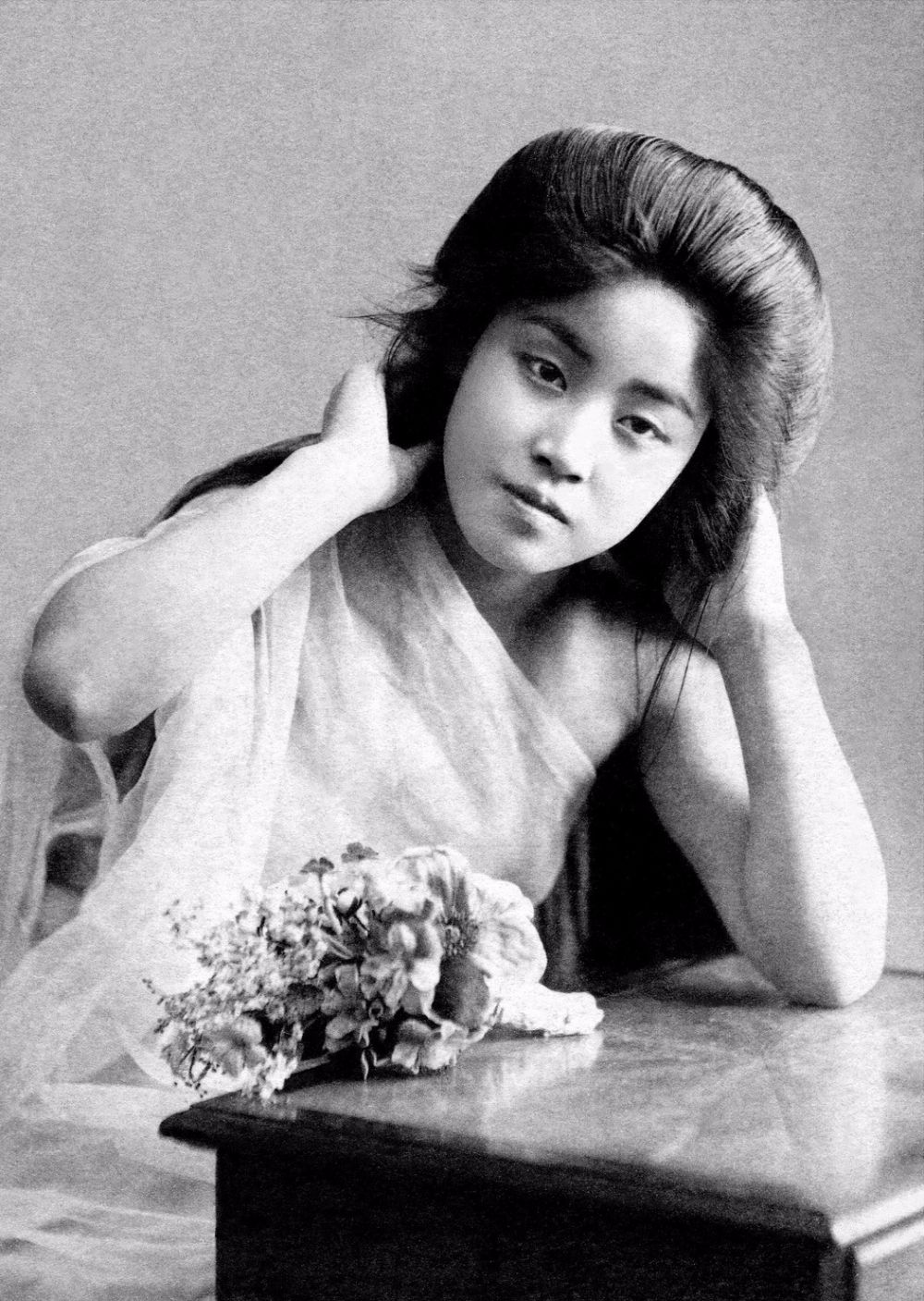 Без кимоно: молодые гейши в студийных портретах 1900-х годов 13