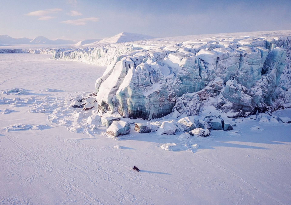 «Призраки Арктики»: белые медведи, северные олени и потрясающие пейзажи полярного архипелага  9