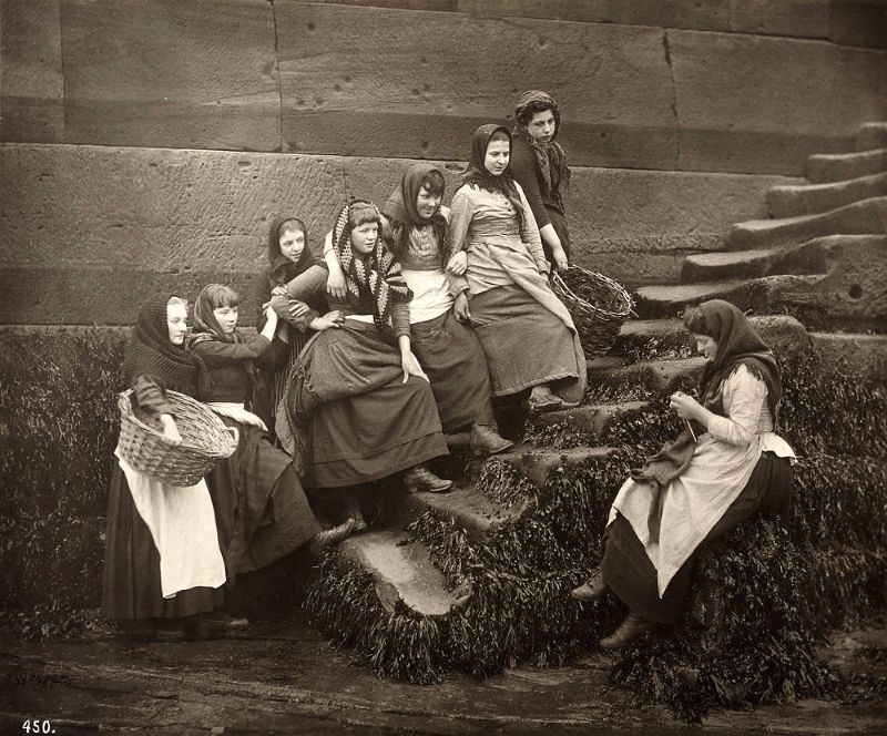 Жизнь английского городка в конце 19 века. Фотограф Фрэнсис Мидоу Сатклифф 37