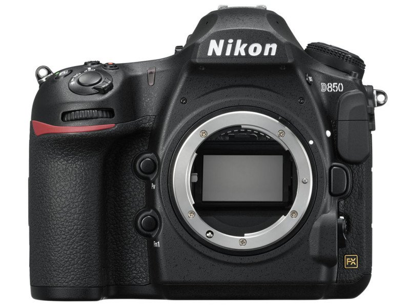 Nikon D850 – первый фотоаппарат с режимом оцифровки плёночных негативов 2