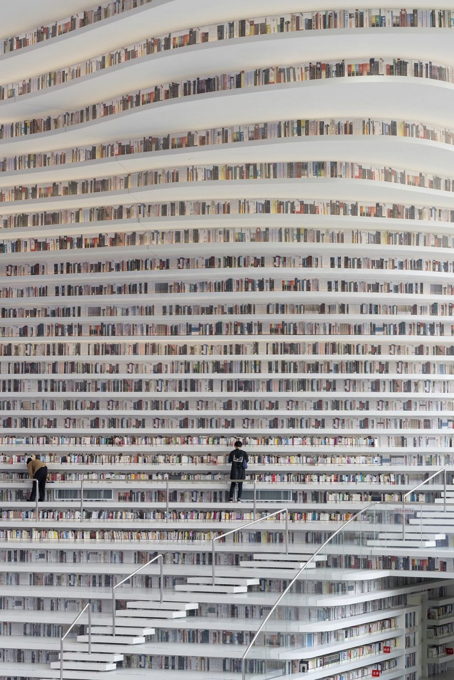 В Китае открылась крутейшая в мире библиотека с 1,2 миллионами книг 5