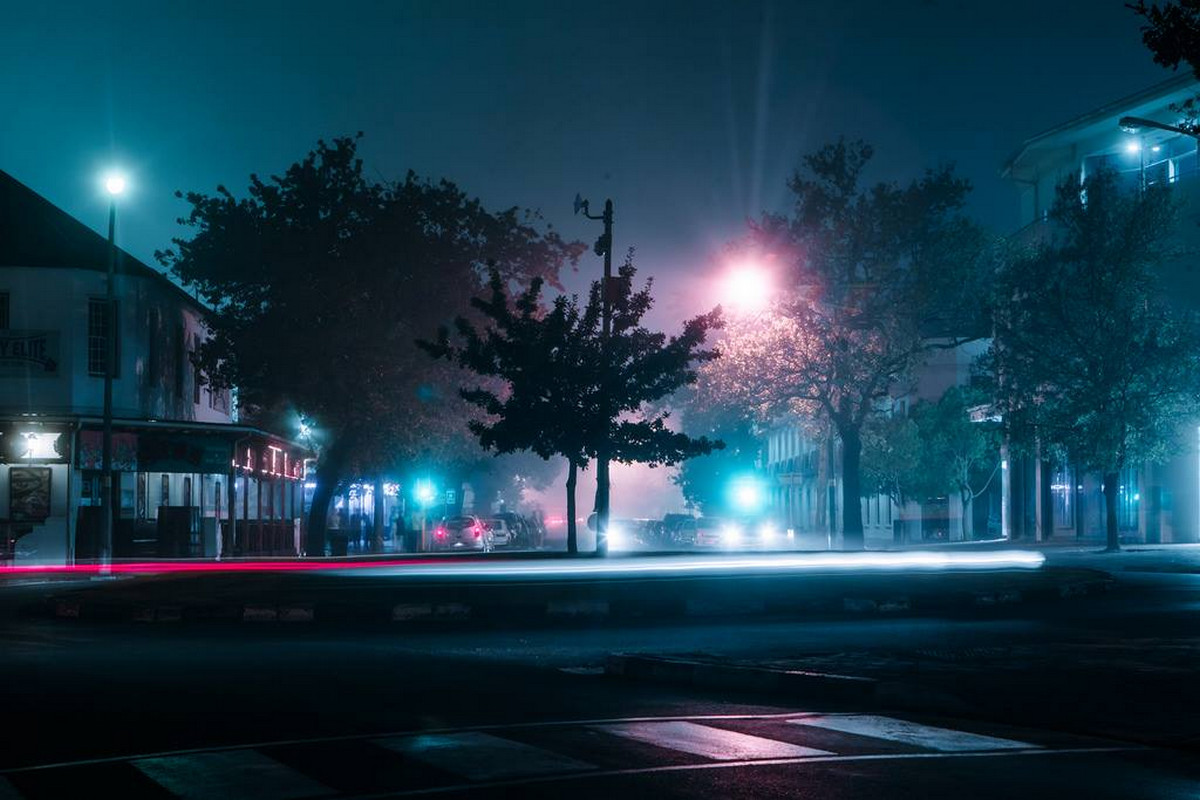 Ночные города в неоновом свете. Фотограф Эльза Бледа 1
