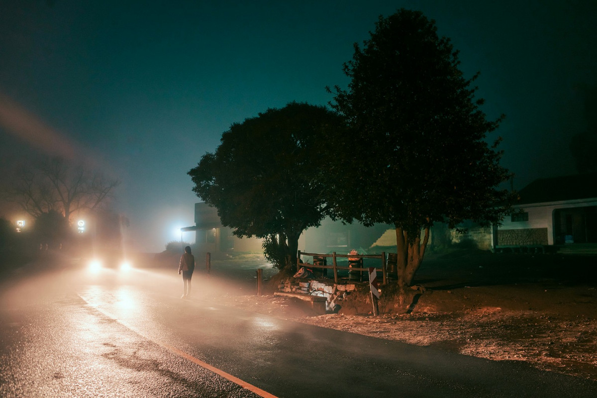 Ночные города в неоновом свете. Фотограф Эльза Бледа 8