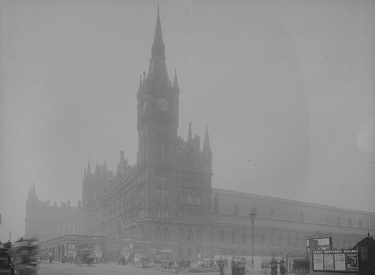 Фотографии загадочного туманного Лондона в начале 20-го века 12