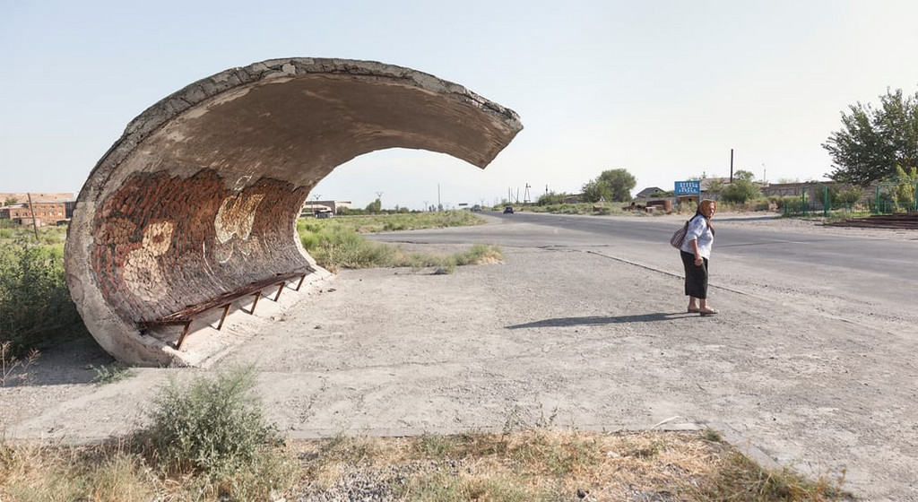 Советские автобусные остановки в фотографиях Кристофера Хервига Россия, остановки, автобусные, Казахстан, Украина, Абхазия, фотограф, Хервиг, Пицунда, Абхазии, удовольствие, чтобы, которая, таким, Армения, индивидуальности, Кристофер, архитектор, социалистическом, Именно