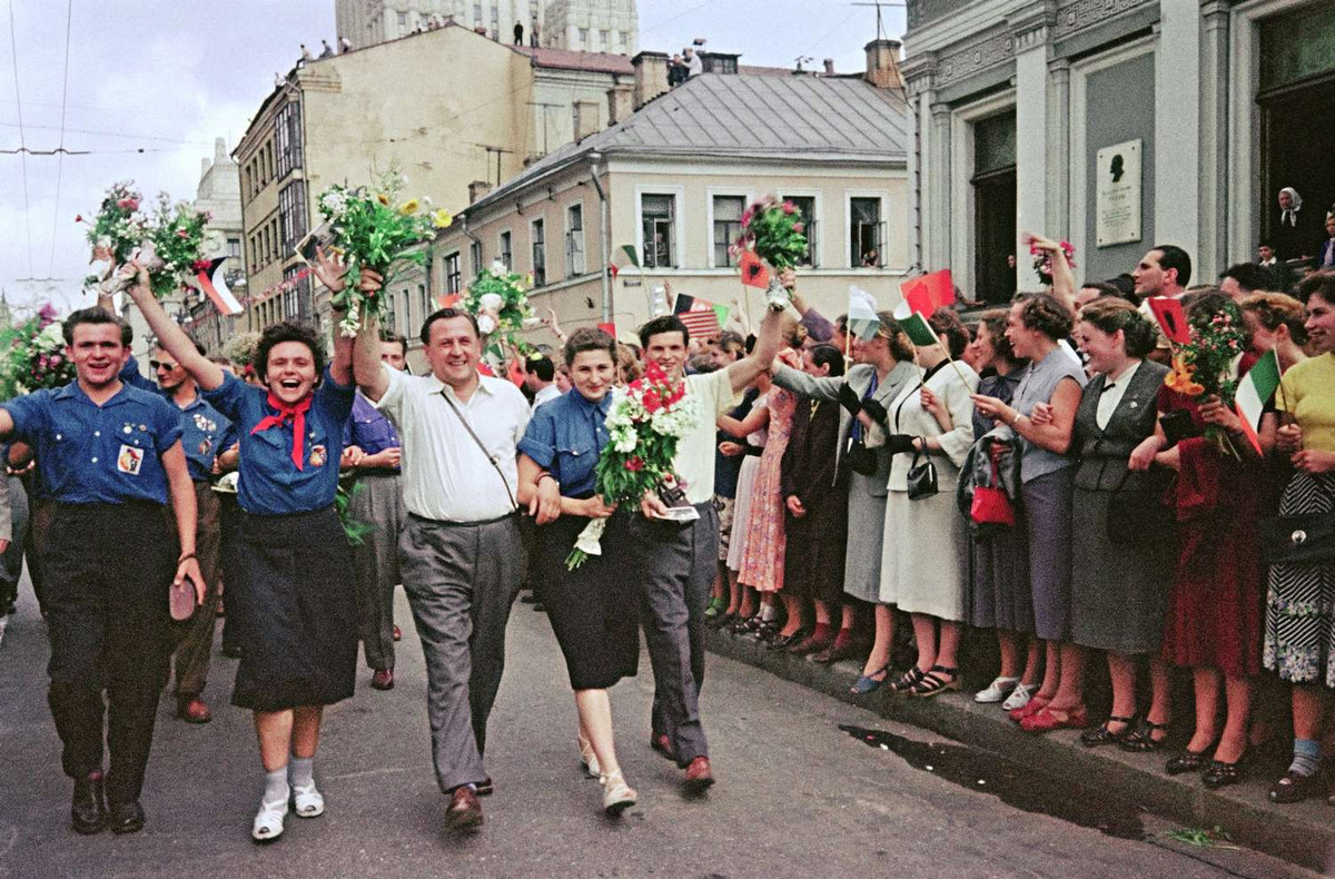festival molodezhi studentov Moskva 1957.jpg 8