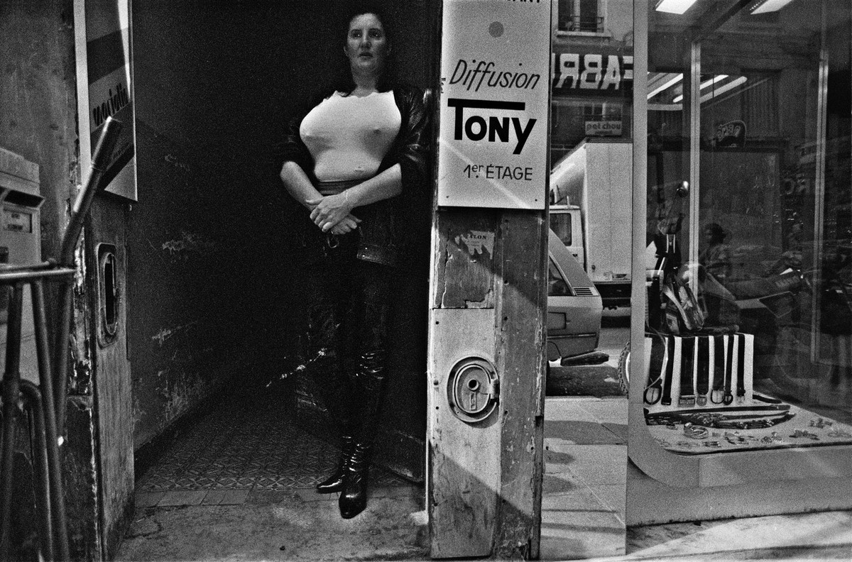 Труженицы секс-индустрии с улицы Сен-Дени. Фотограф Массимо Сормонта 20