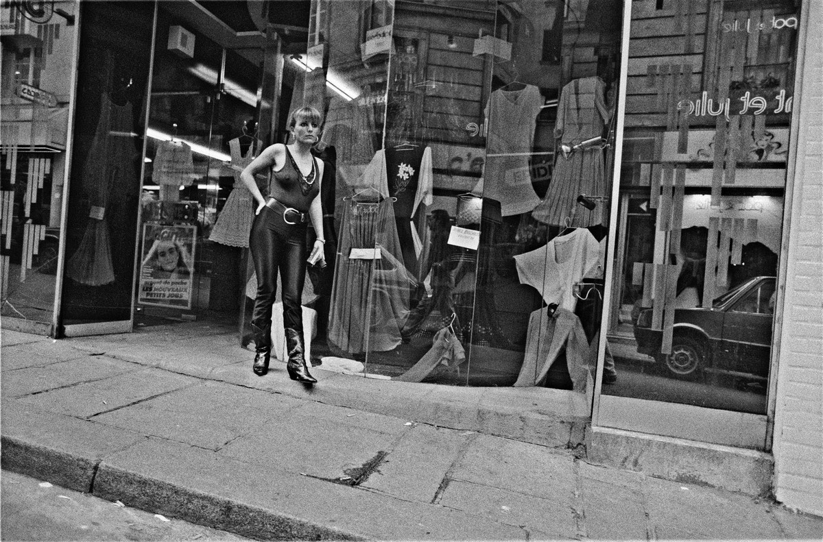 Труженицы секс-индустрии с улицы Сен-Дени. Фотограф Массимо Сормонта 23