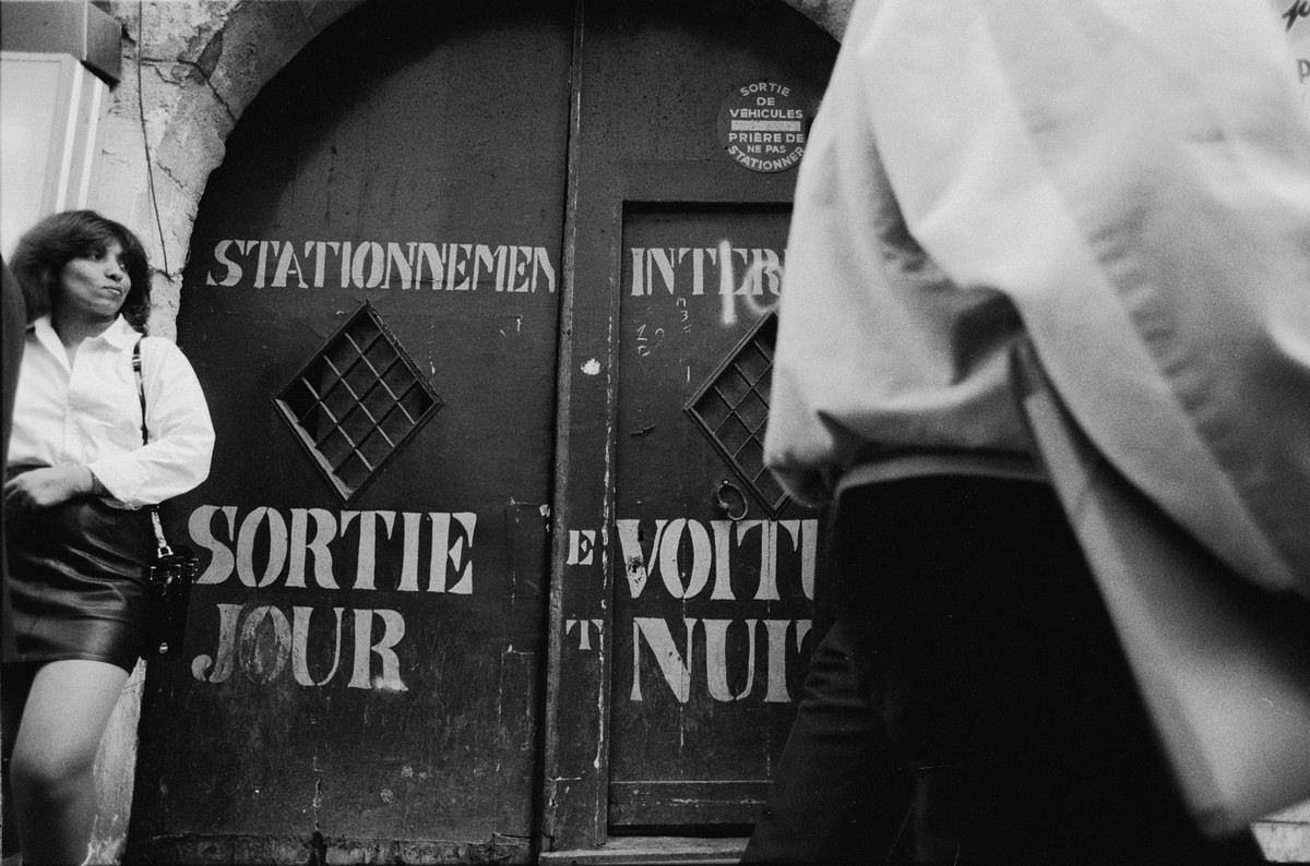 Труженицы секс-индустрии с улицы Сен-Дени. Фотограф Массимо Сормонта 43
