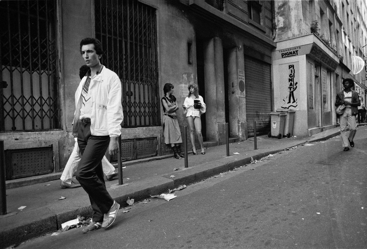 Труженицы секс-индустрии с улицы Сен-Дени. Фотограф Массимо Сормонта 45