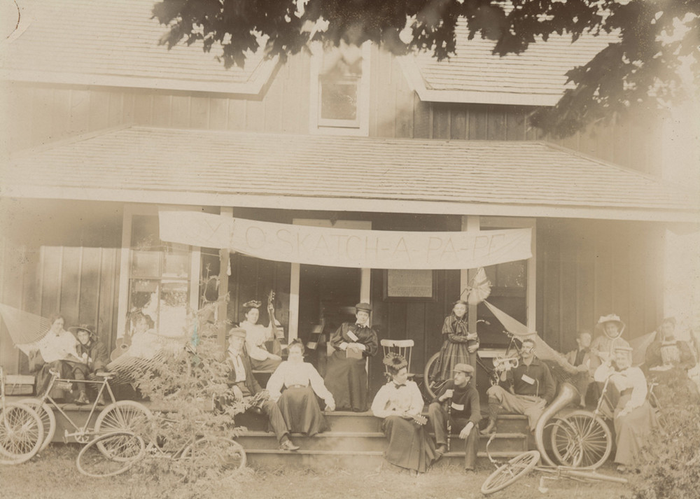 Канадцы на работе и досуге в фотографиях Рубена Р. Саллоуса в конце 19-го и начале 20-го века 13