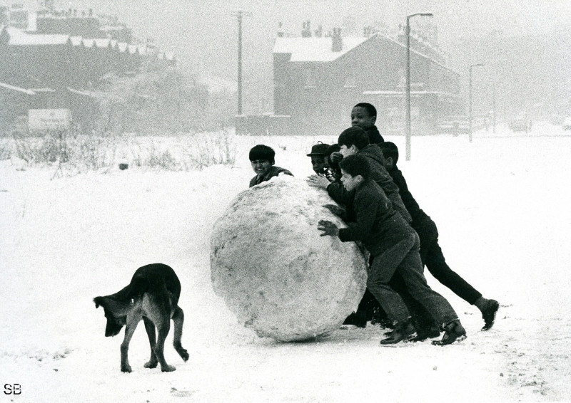 Обаяние трущоб Манчестера в фотографиях Ширли Бейкер 1960-х годов 28