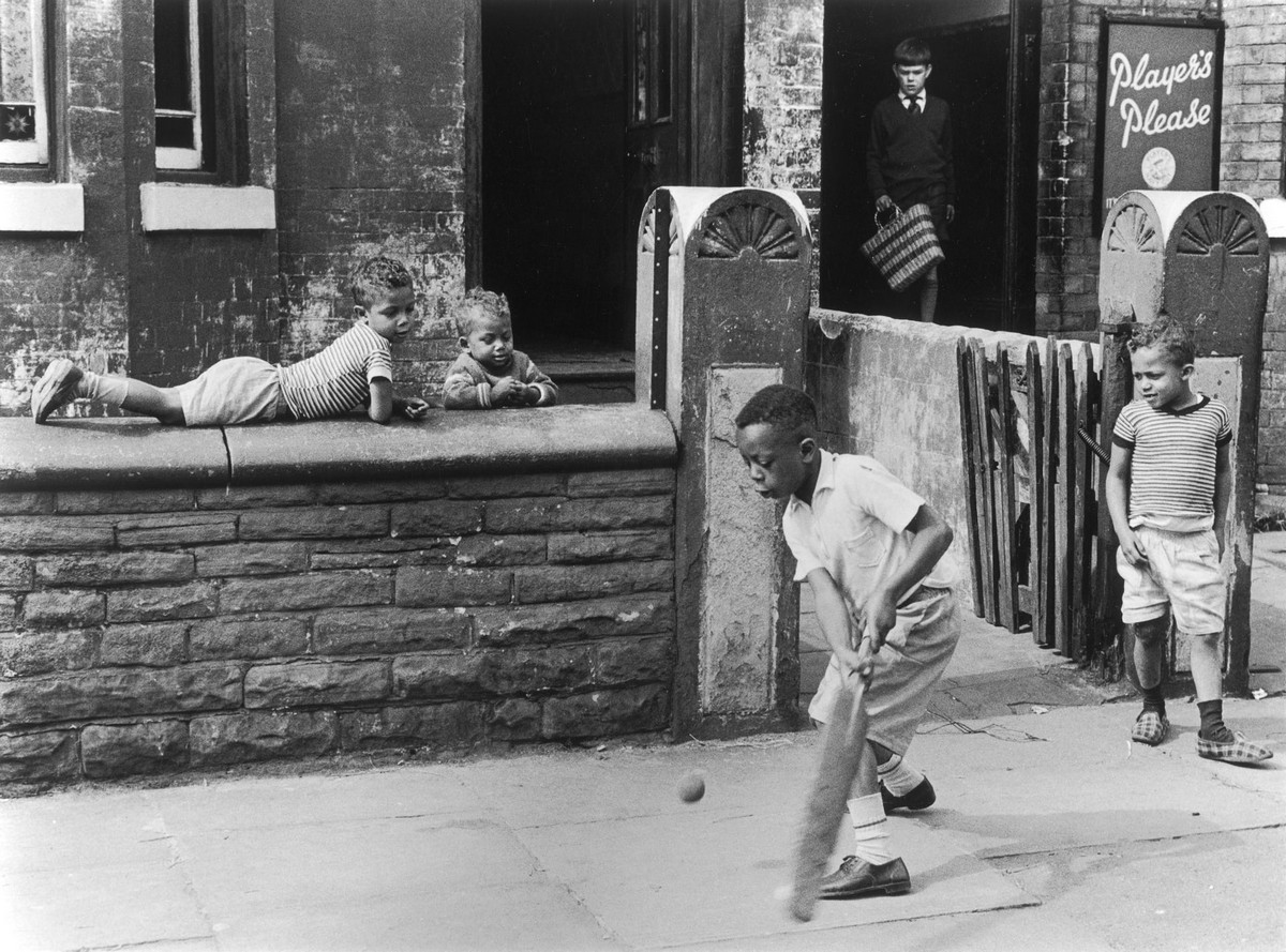 Обаяние трущоб Манчестера в фотографиях Ширли Бейкер 1960-х годов 4