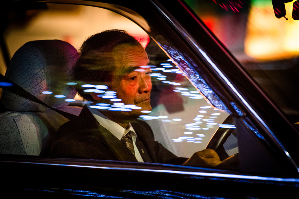 nochnye-taksisty-Tokio-fotograf-Oleg-Tolstoy 6