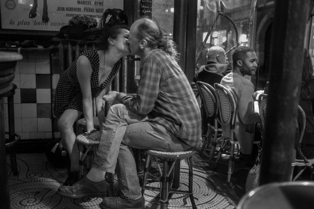 «Французский поцелуй – любовное письмо Парижу». Фотограф Питер Тёрнли 62