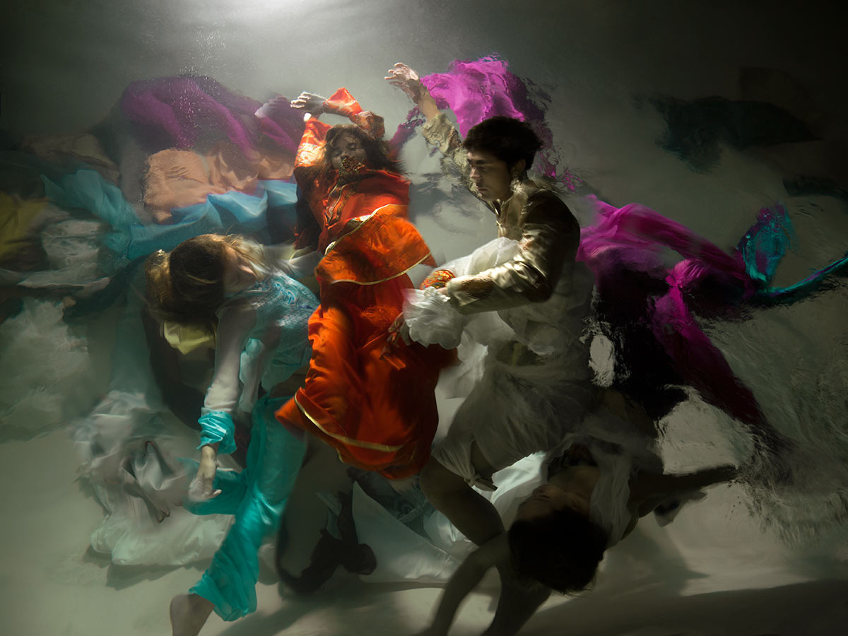 «Музы» – подводные фотографии Кристи Ли Роджерс, напоминающие барочную живопись 4