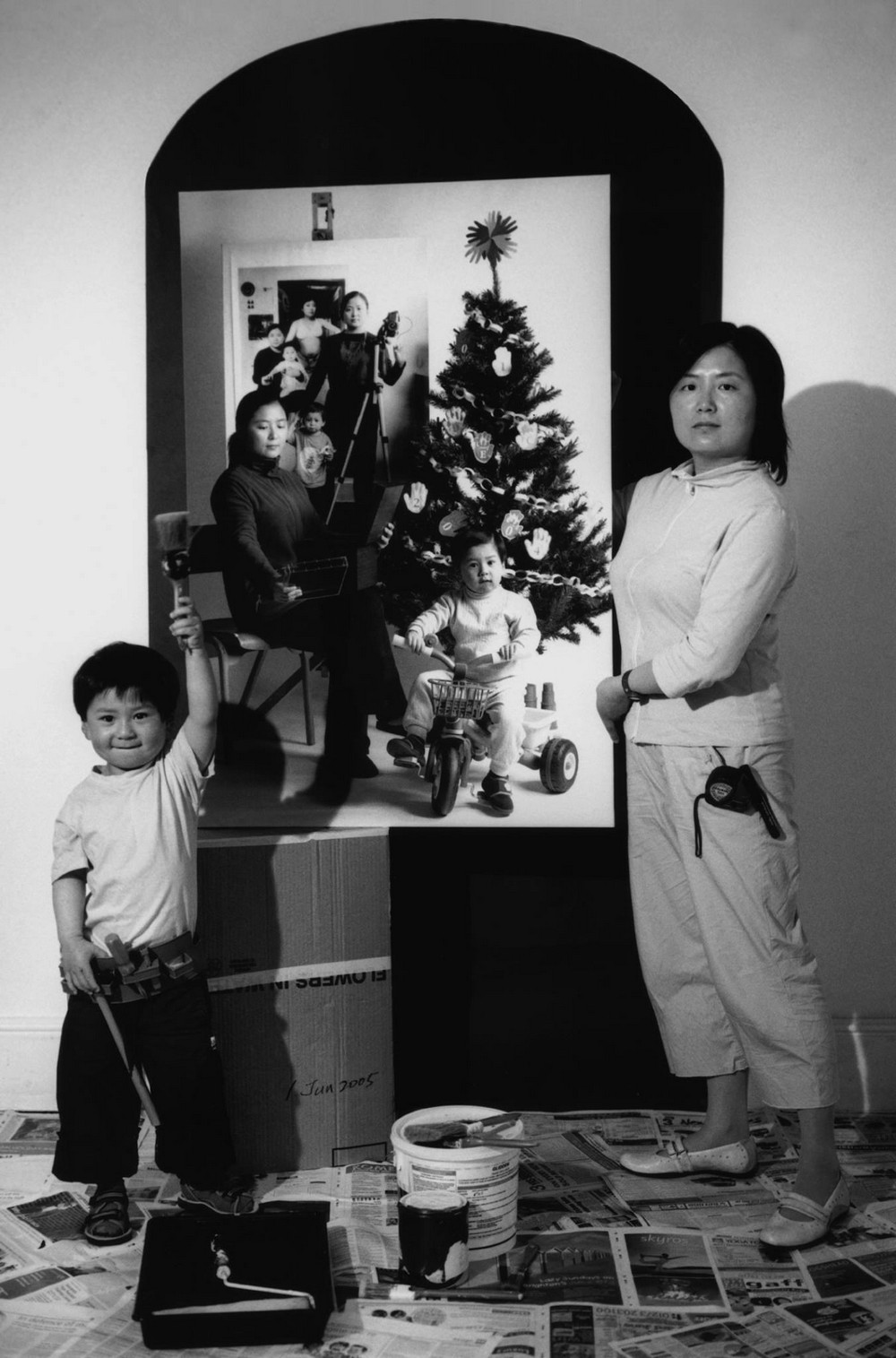 Мама 17 лет делает автопортреты с сыном и каждый последующий снимок на фоне предыдущего 5