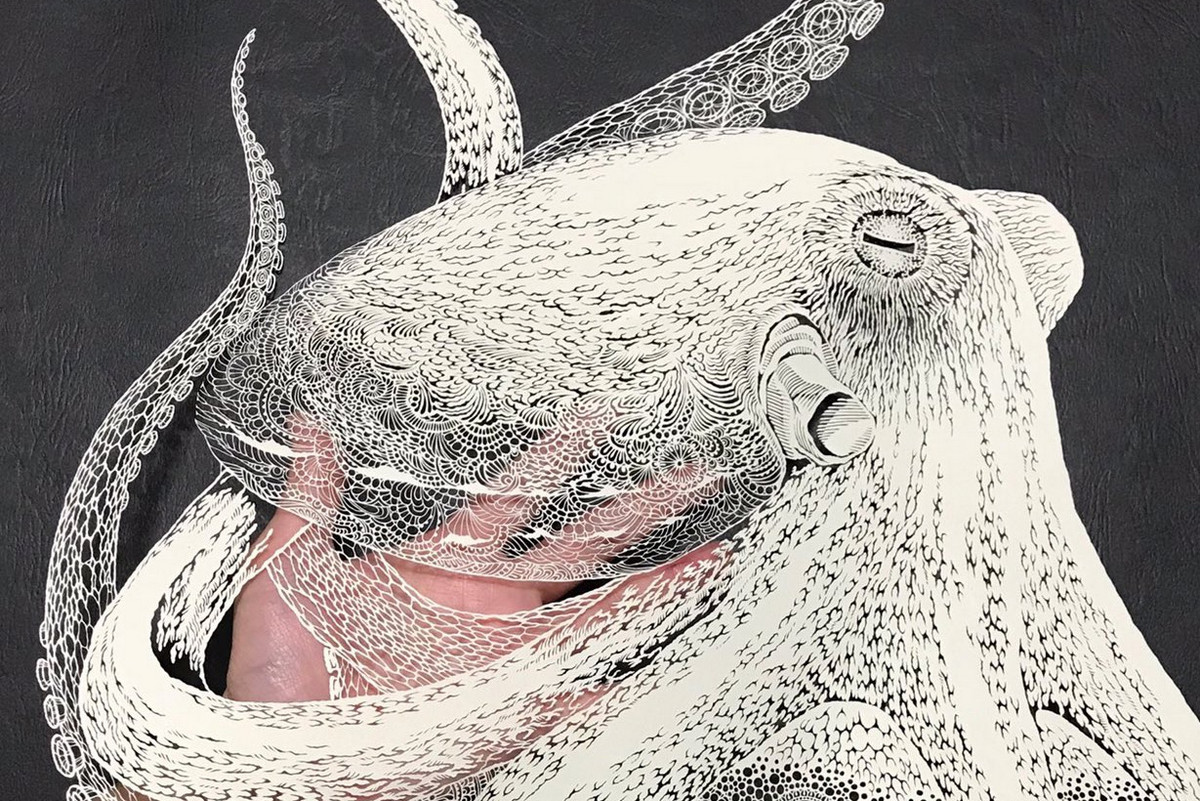 Тонкое японское искусство – осьминог, вырезанный из одного листа бумаги  4