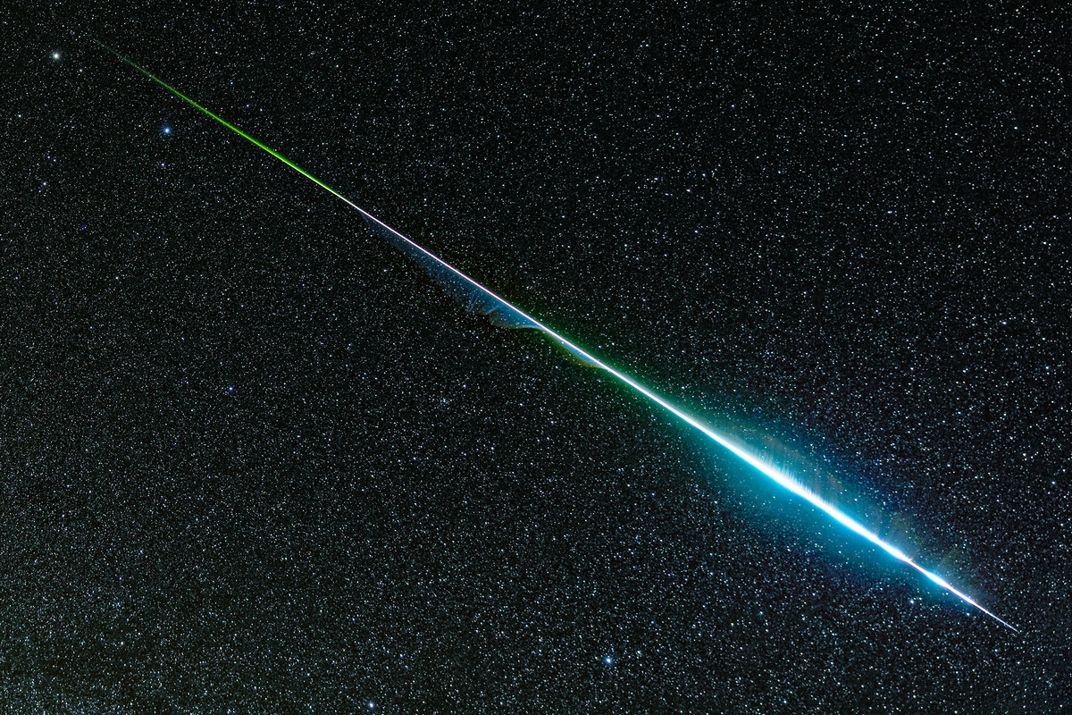 Радужный метеор из потока Геминиды