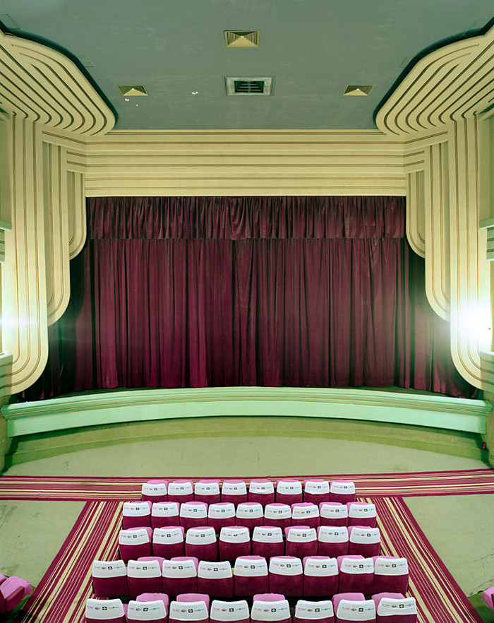Кинотеатры мира в фотопроекте Стефана Заубицера: «В этих залах есть ощущение тайны» 17