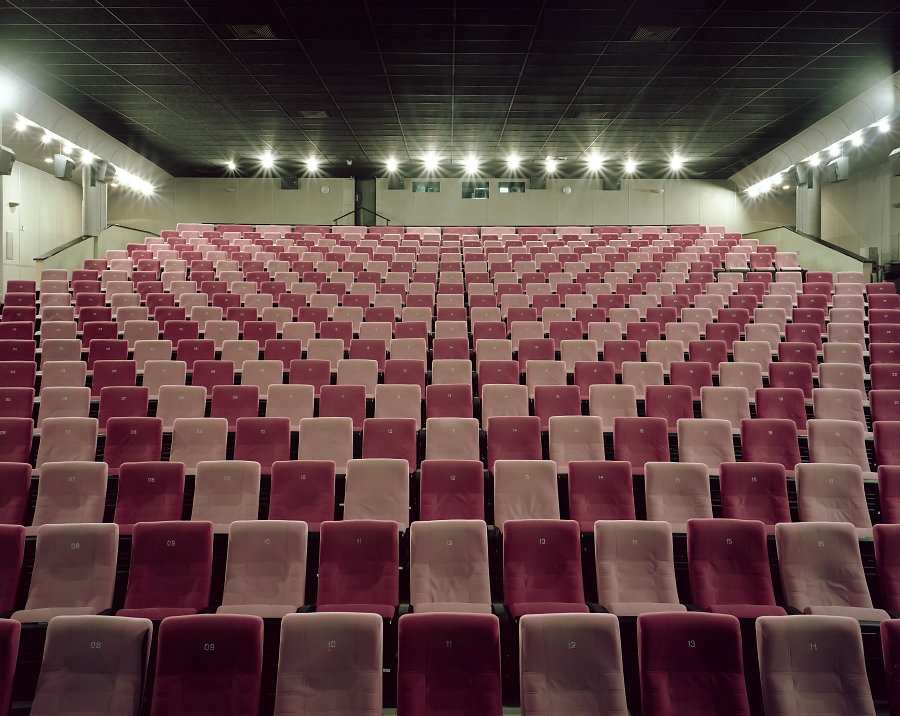 Кинотеатры мира в фотопроекте Стефана Заубицера: «В этих залах есть ощущение тайны» 43