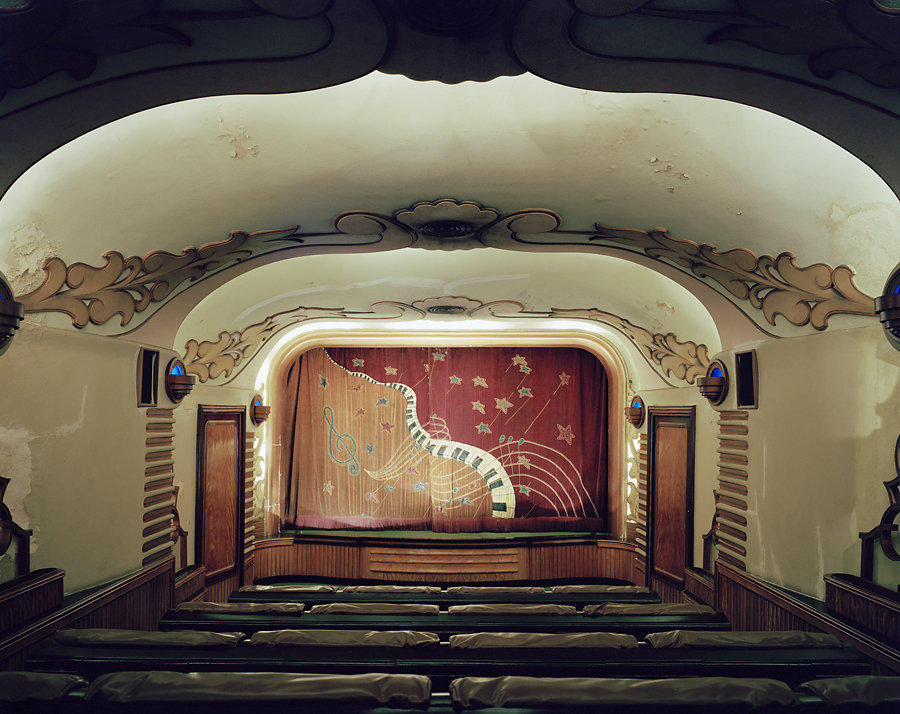 Кинотеатры мира в фотопроекте Стефана Заубицера: «В этих залах есть ощущение тайны» 8
