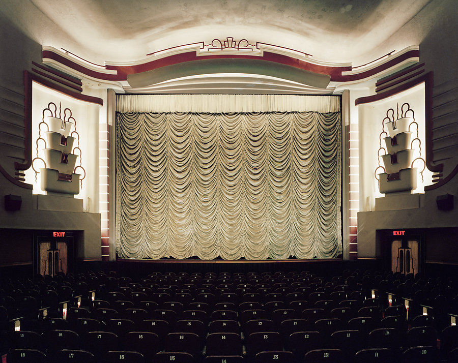 Кинотеатры мира в фотопроекте Стефана Заубицера: «В этих залах есть ощущение тайны» 9