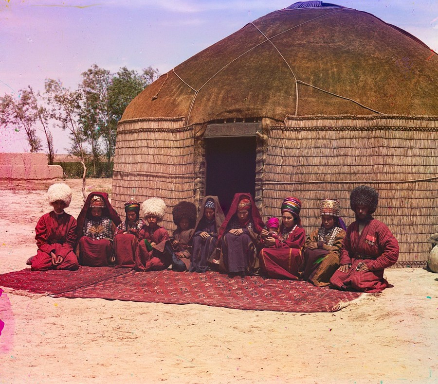 семейство туркменистан начало 20 век