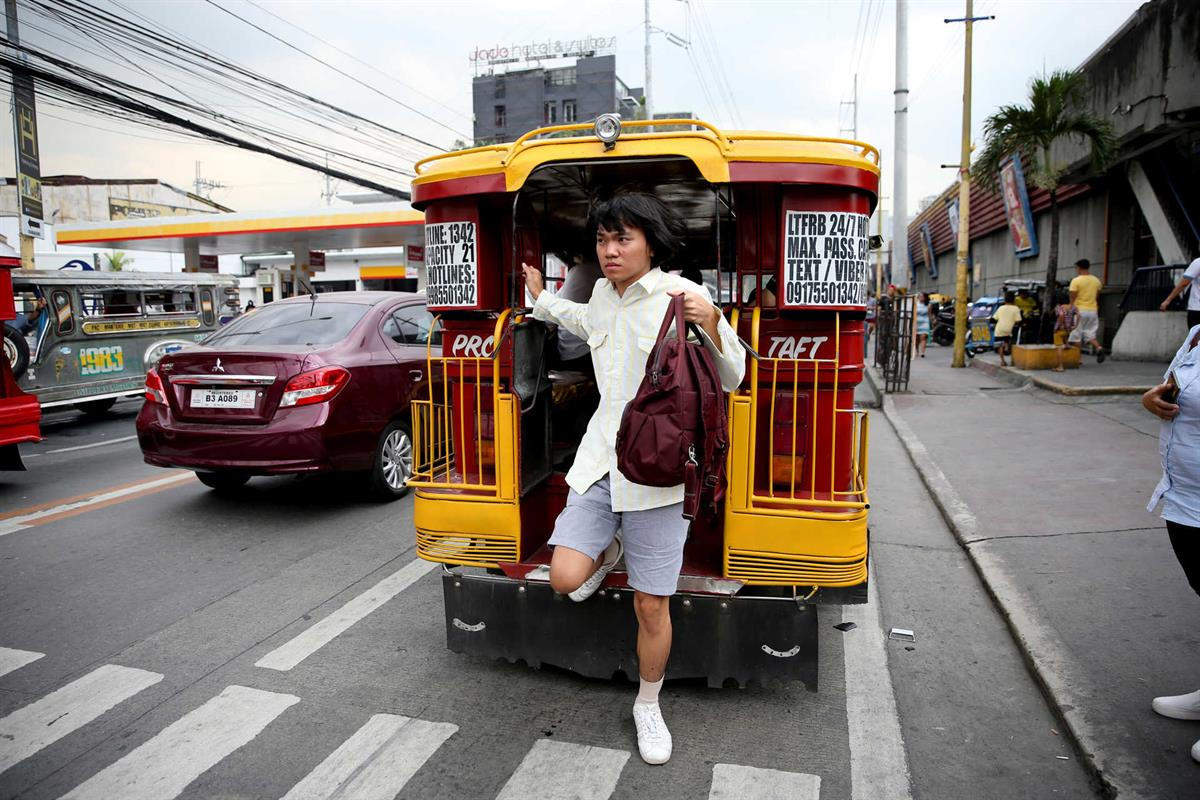 На работу через ад: час пик в Маниле 11