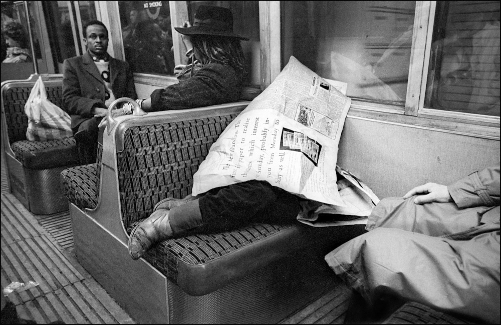 «Вниз по трубе» Пола Бальдесаре. Многообразие пассажиров лондонского метро в 1980-90-е годы 25