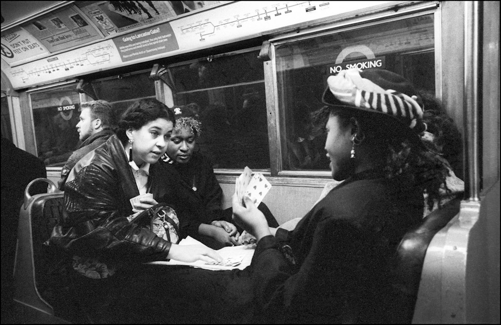«Вниз по трубе» Пола Бальдесаре. Многообразие пассажиров лондонского метро в 1980-90-е годы 37
