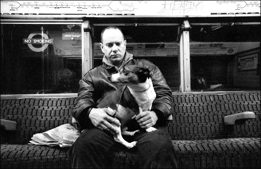 «Вниз по трубе» Пола Бальдесаре. Многообразие пассажиров лондонского метро в 1980-90-е годы 39