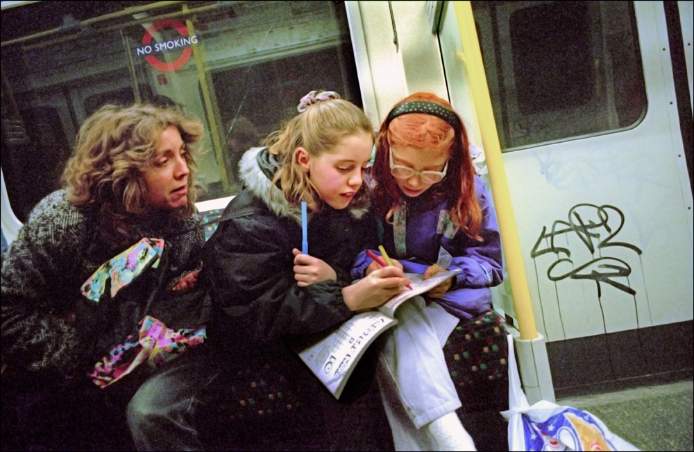 «Вниз по трубе» Пола Бальдесаре. Многообразие пассажиров лондонского метро в 1980-90-е годы 69