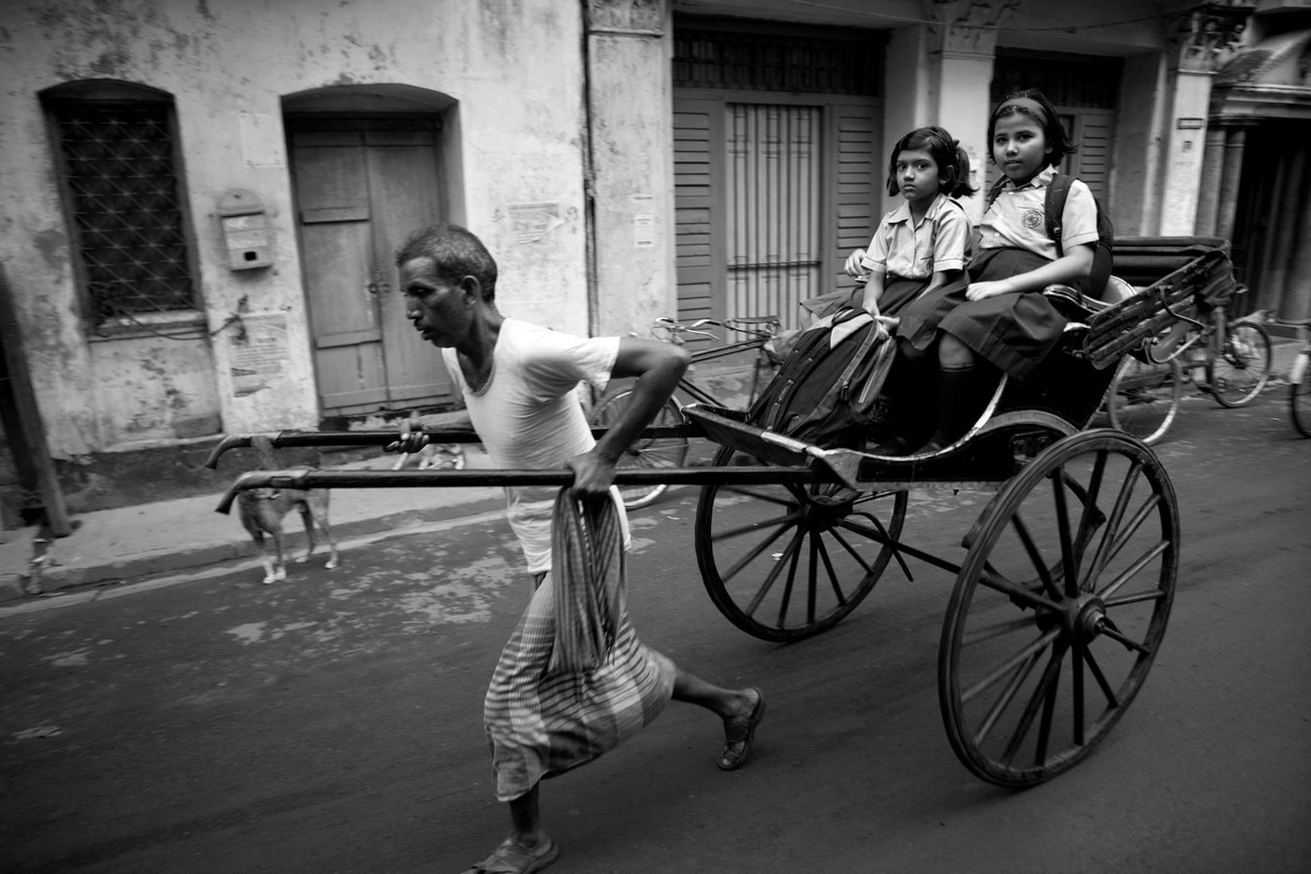 Последние рикши Калькутты в фотопроекте Палани Мохана    18