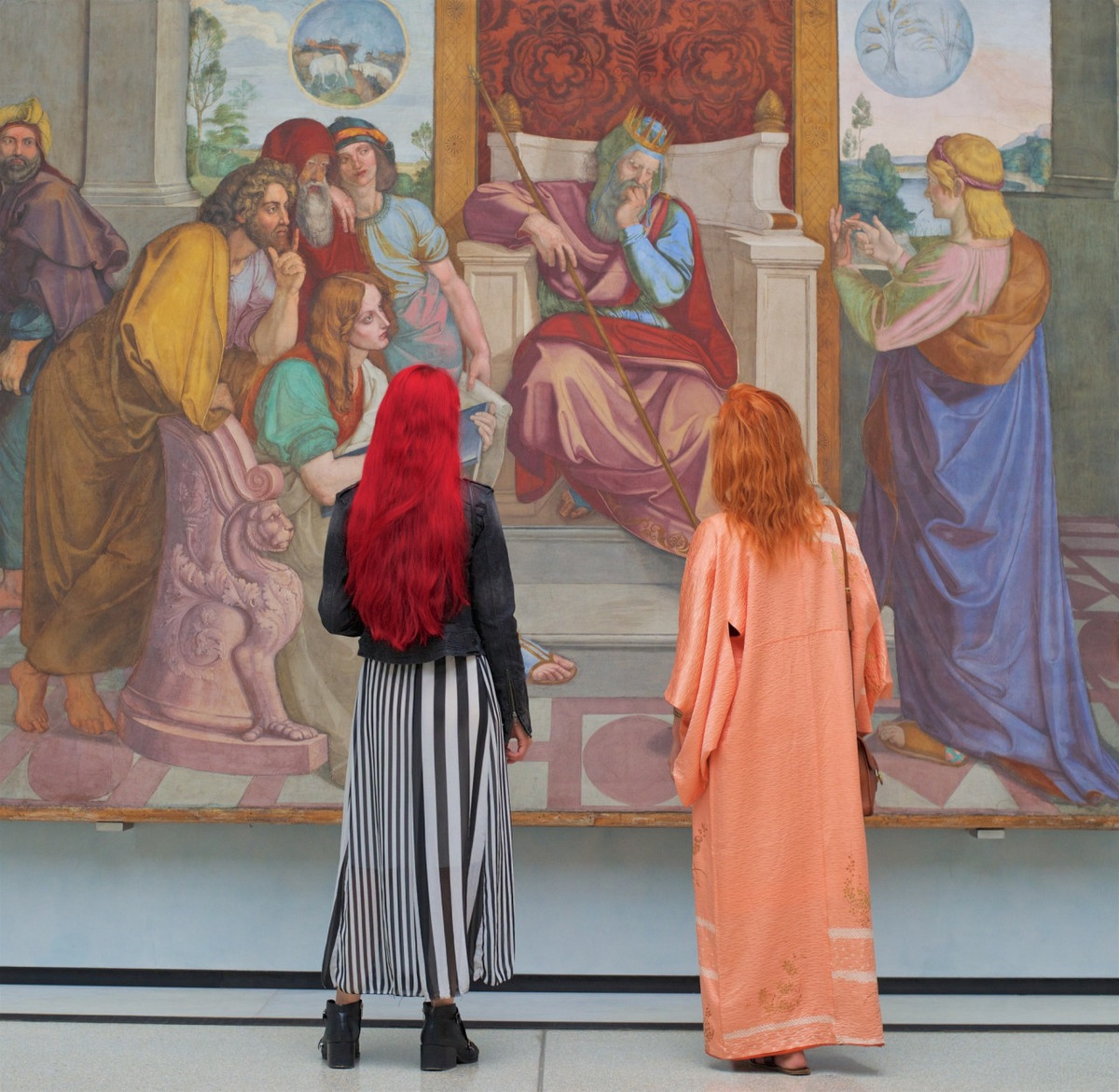 В гармонии с шедеврами: посетители музеев, «совпадающие» с классическими картинами  21