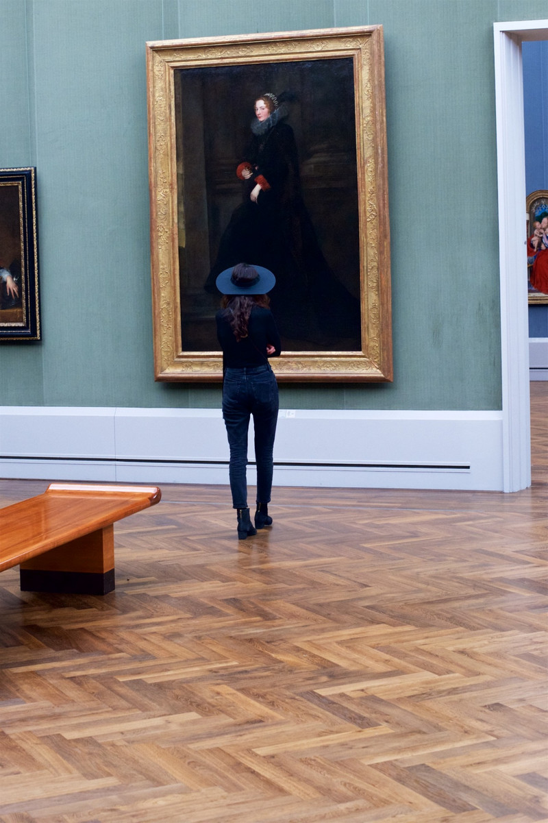 В гармонии с шедеврами: посетители музеев, «совпадающие» с классическими картинами  62