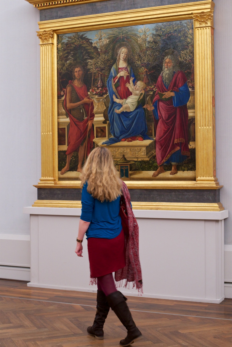 В гармонии с шедеврами: посетители музеев, «совпадающие» с классическими картинами  63