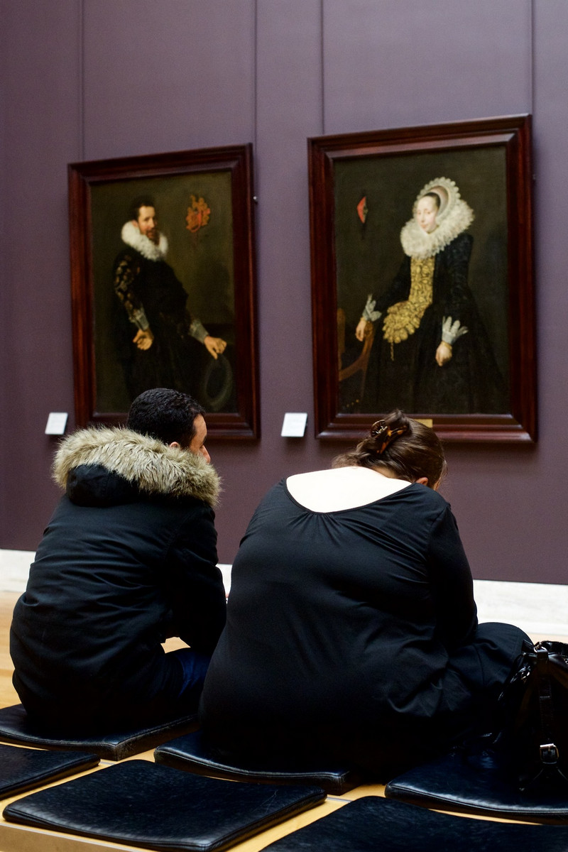 В гармонии с шедеврами: посетители музеев, «совпадающие» с классическими картинами  65
